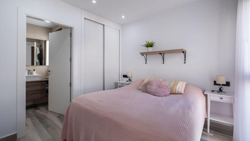 4 Cuarto Villa en venta