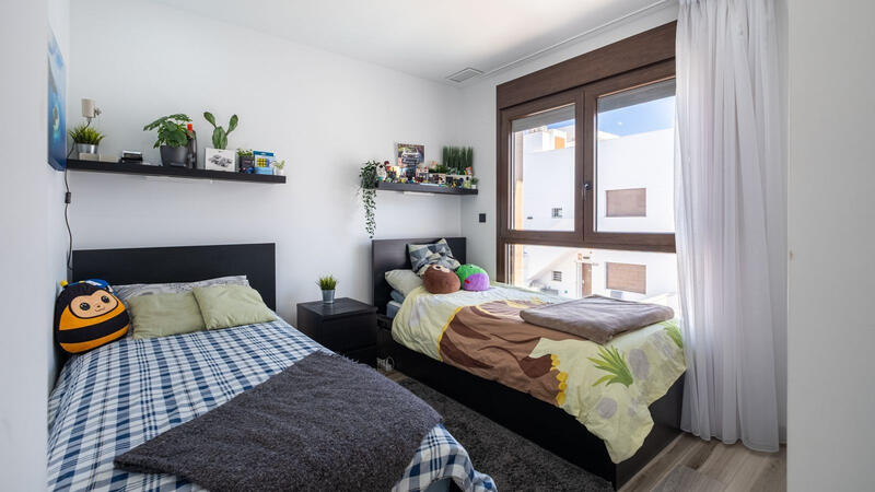 4 Cuarto Villa en venta