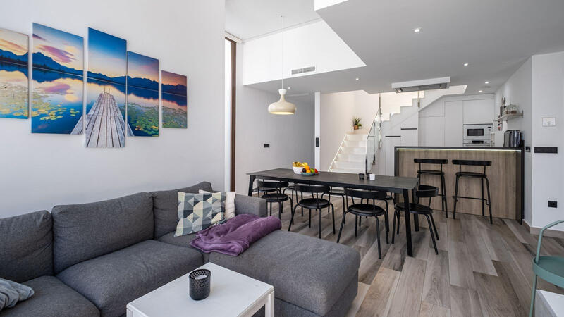 4 Cuarto Villa en venta