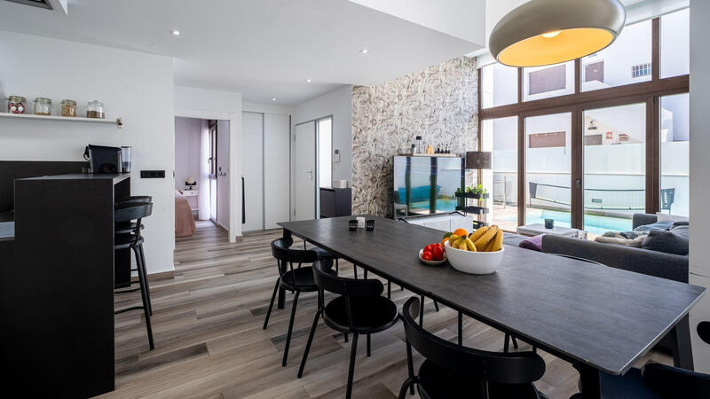 4 Cuarto Villa en venta