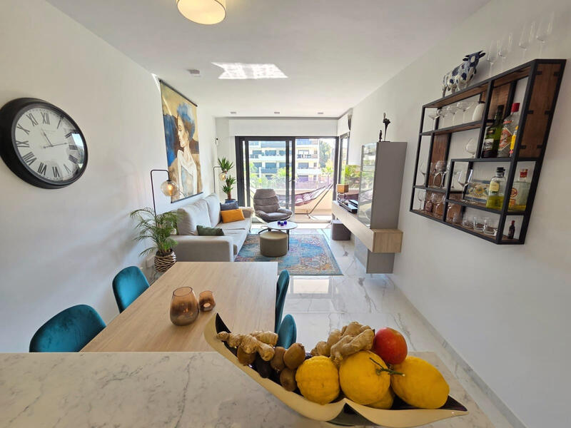 2 bedroom Apartment for sale