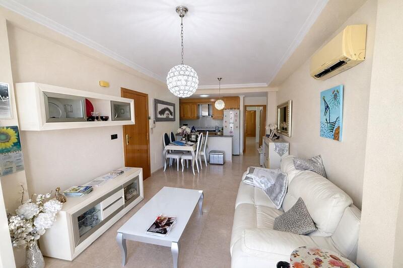 2 bedroom Apartment for sale