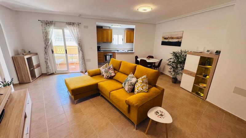 3 bedroom Apartment for sale