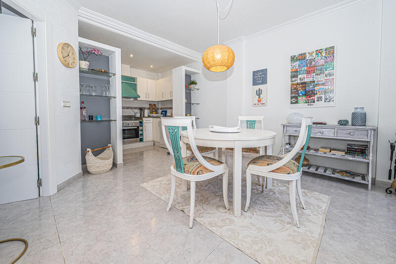 2 slaapkamer Appartement Te koop