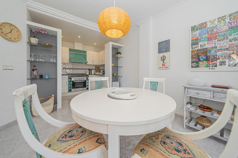 2 slaapkamer Appartement Te koop