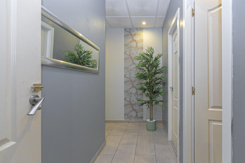 1 chambre Local Commercial à vendre