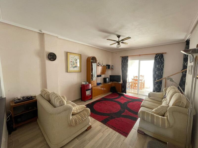 2 bedroom Townhouse for sale