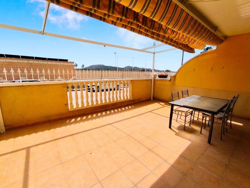 2 спальная комната квартира продается