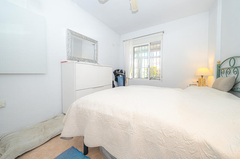 4 bedroom Apartment for sale