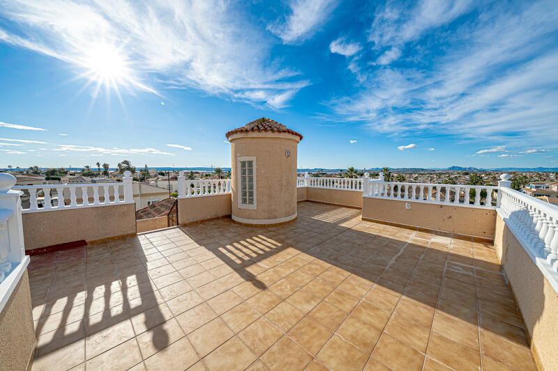 4 bedroom Villa for sale