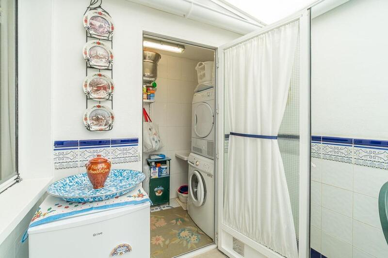 3 bedroom Townhouse for sale