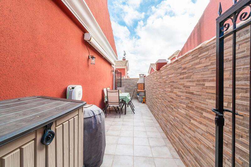 3 bedroom Townhouse for sale
