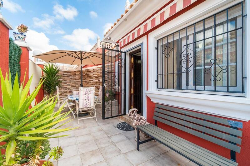 3 bedroom Townhouse for sale