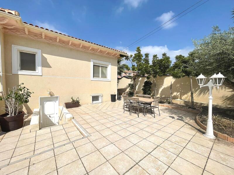 4 bedroom Villa for sale
