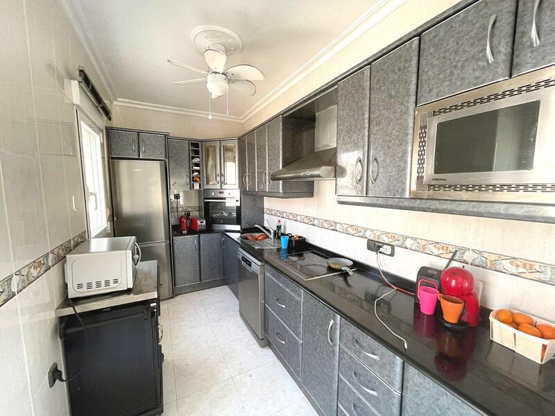 4 bedroom Villa for sale