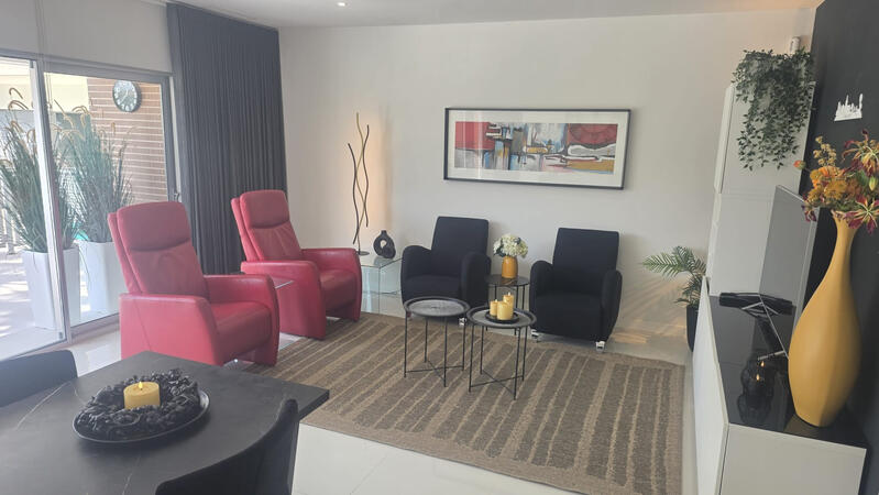 3 bedroom Apartment for sale