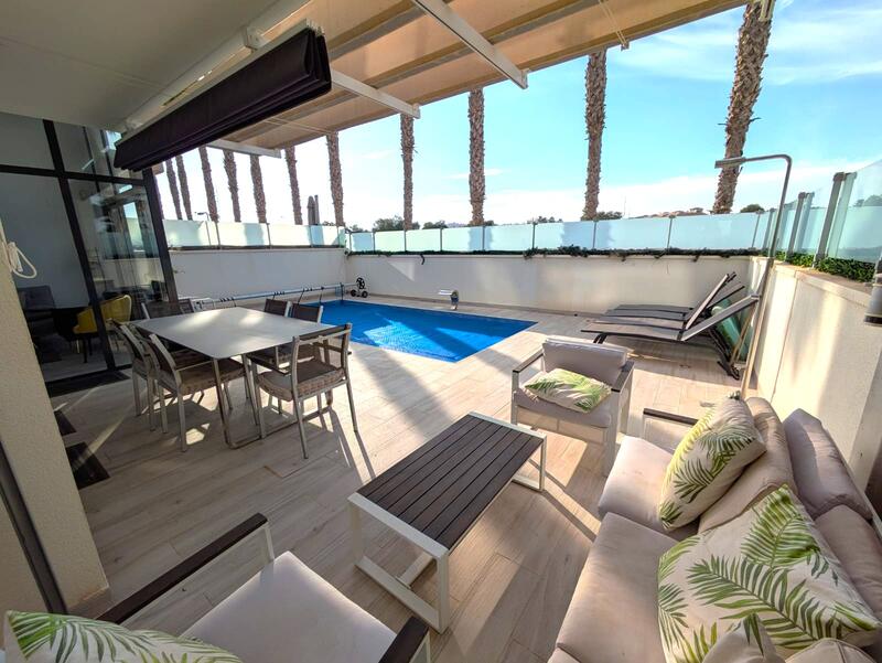 3 chambre Villa à vendre dans Lomas De Cabo Roig, Alicante