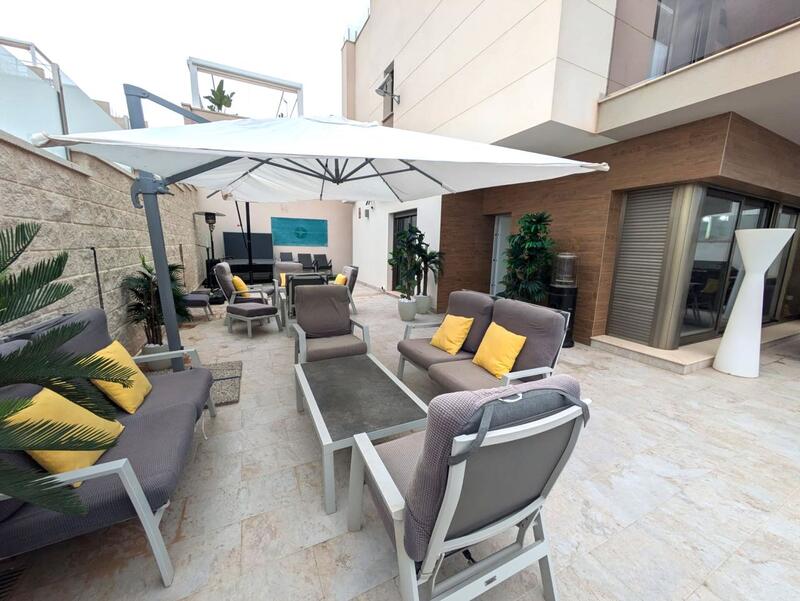4 slaapkamer Villa Te koop