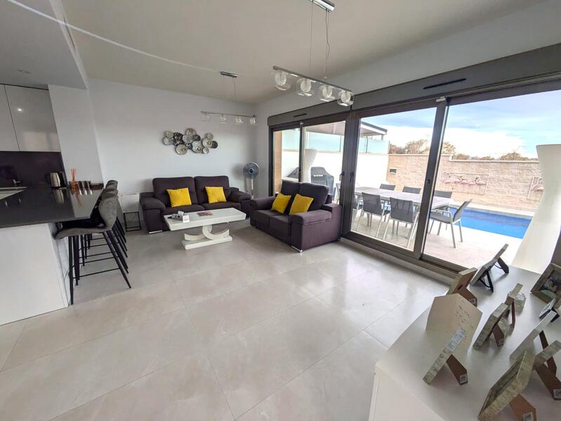 4 slaapkamer Villa Te koop
