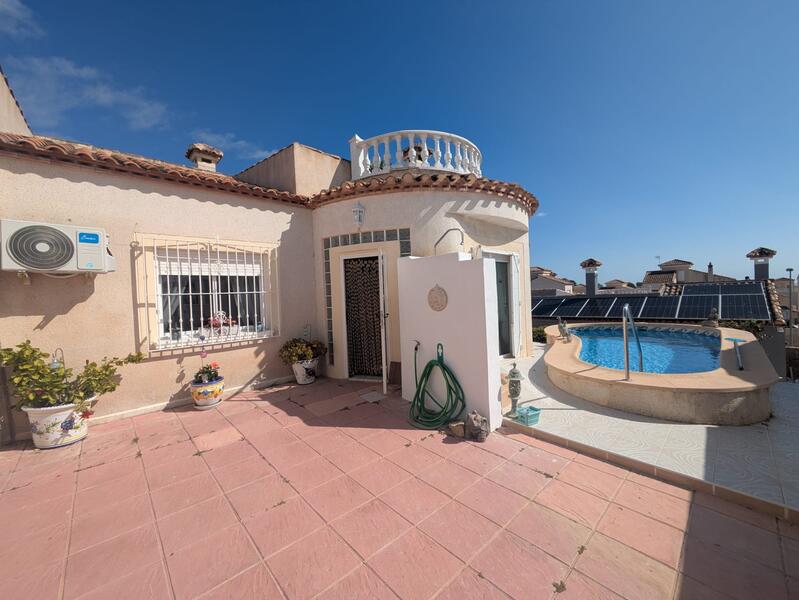 Villa à vendre dans Torremendo, Alicante