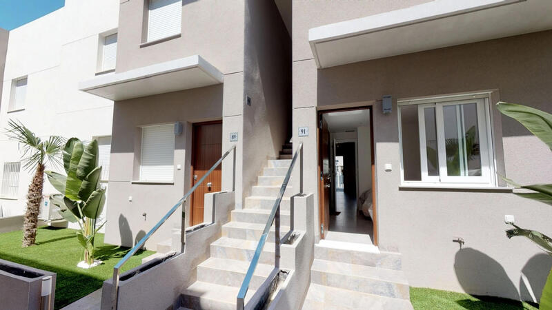 3 bedroom Apartment for sale