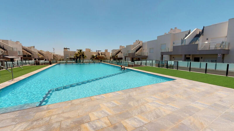 3 bedroom Apartment for sale