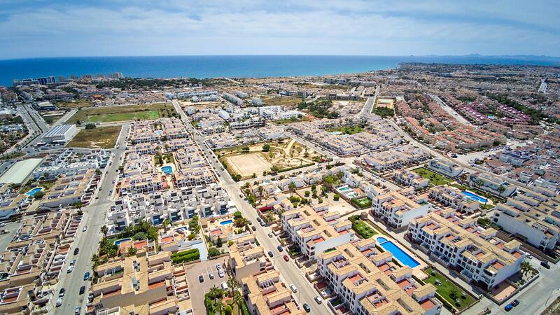 квартира продается в Punta Prima, Alicante