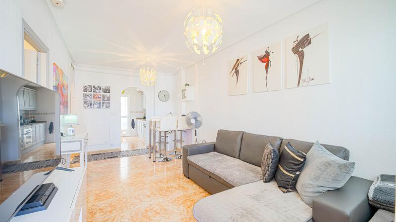 2 bedroom Apartment for sale