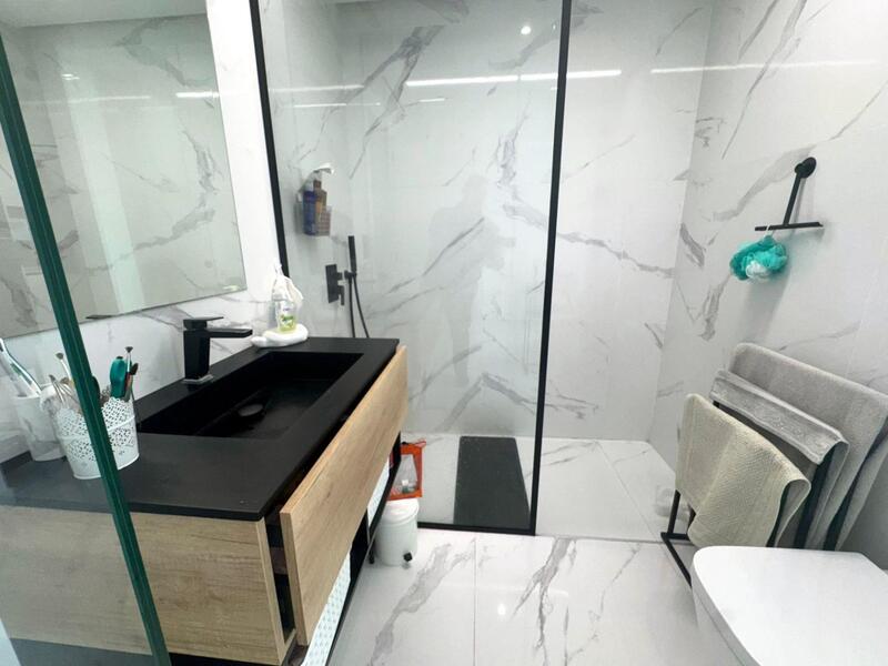 2 slaapkamer Villa Te koop 2 slaapkamer Villa Te koop