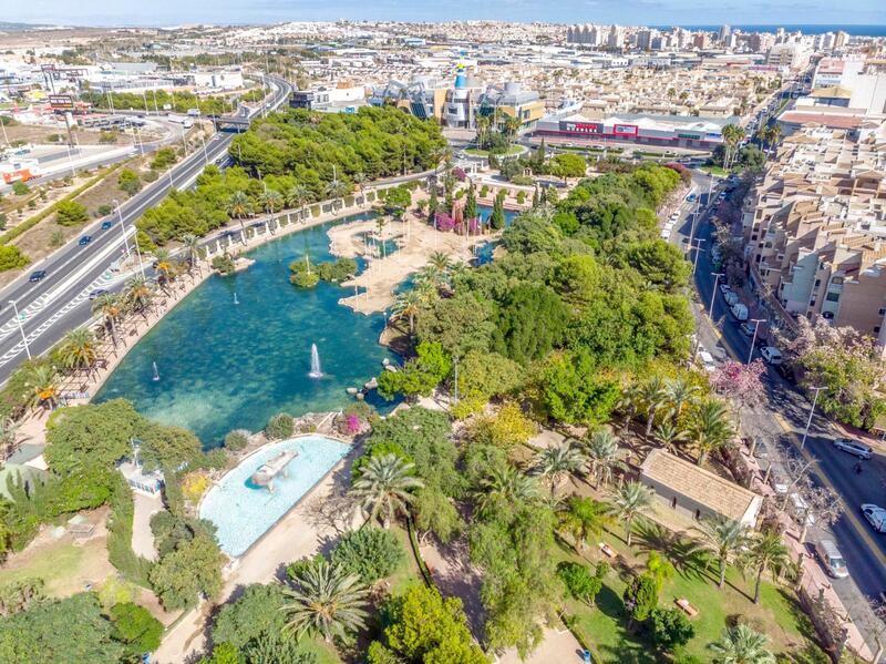 Lejlighed til salg i Torrevieja, Alicante