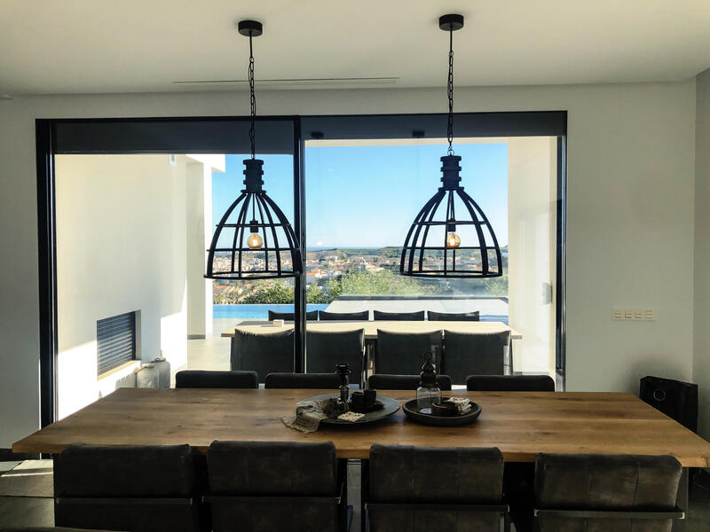 6 soveværelse Villa til salg 6 soveværelse Villa til salg
