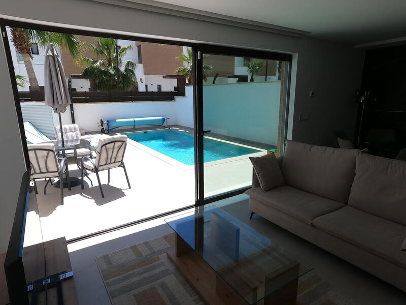 4 bedroom Villa for sale