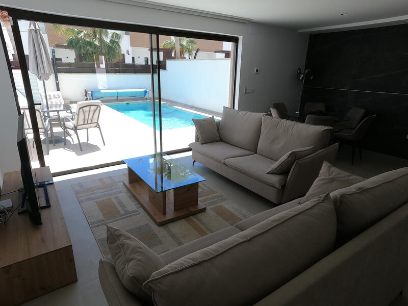 4 bedroom Villa for sale