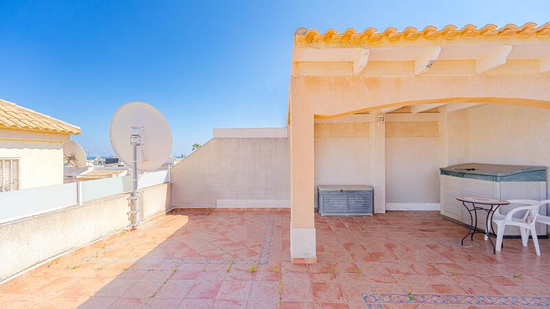 2 bedroom Villa for sale in Los Altos, Alicante