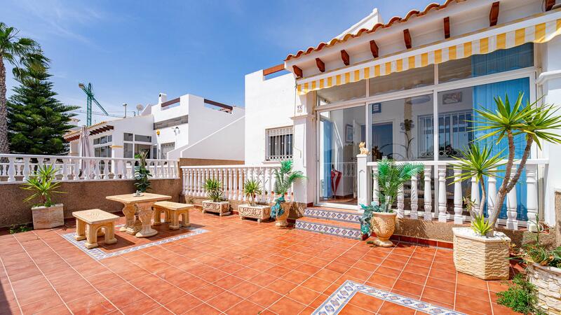 3 bedroom Townhouse for sale in Punta Prima, Alicante