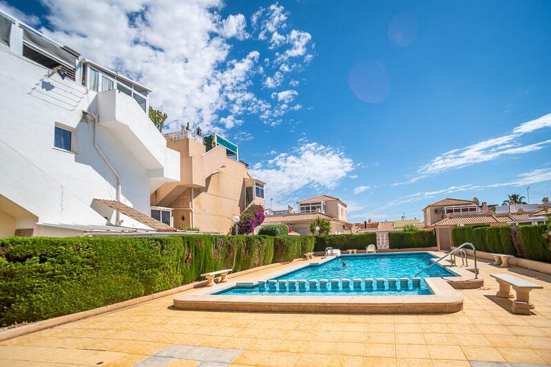 квартира продается в La Florida, Alicante
