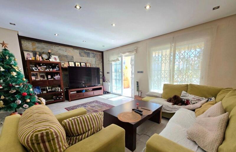 5 sovrum Villa till salu i Campoamor, Alicante