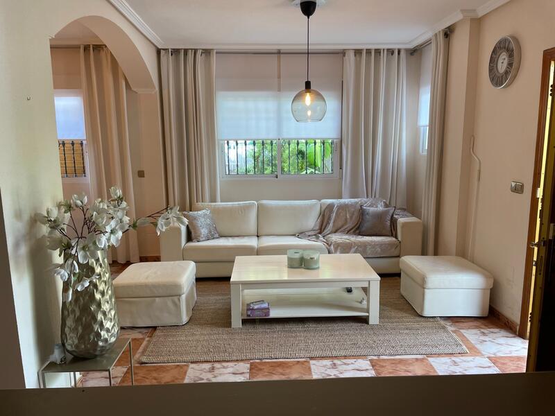 2 Cuarto Villa en venta