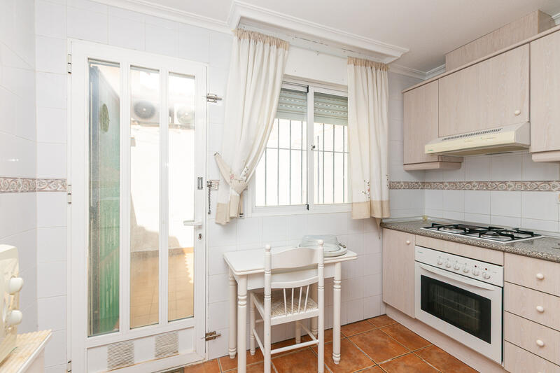 2 bedroom Townhouse for sale 2 bedroom Townhouse for sale