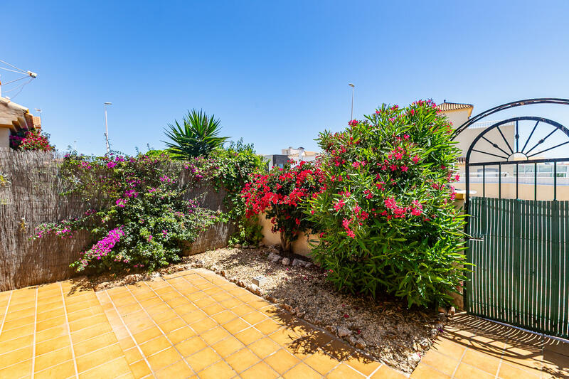 2 bedroom Townhouse for sale 2 bedroom Townhouse for sale