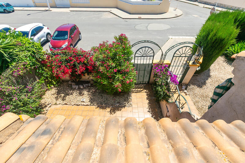 2 bedroom Townhouse for sale 2 bedroom Townhouse for sale