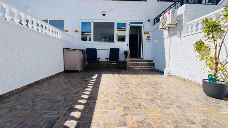 квартира продается в Vistabella, Alicante