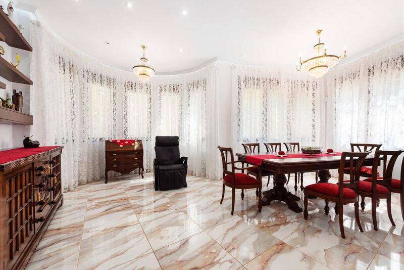 4 Schlafzimmer Villa zu verkaufen 4 Schlafzimmer Villa zu verkaufen