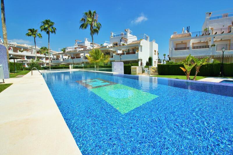 Appartement Te koop in Villamartin, Alicante