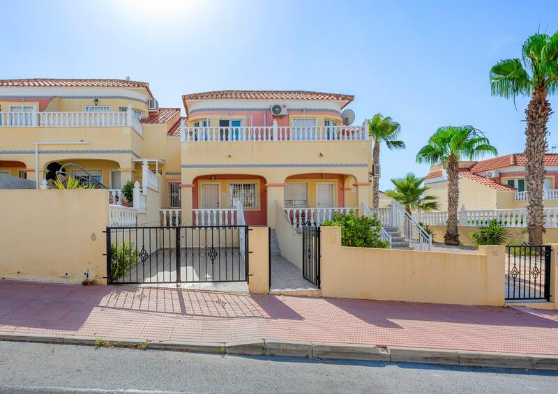 Byhus til salg i Villamartin, Alicante