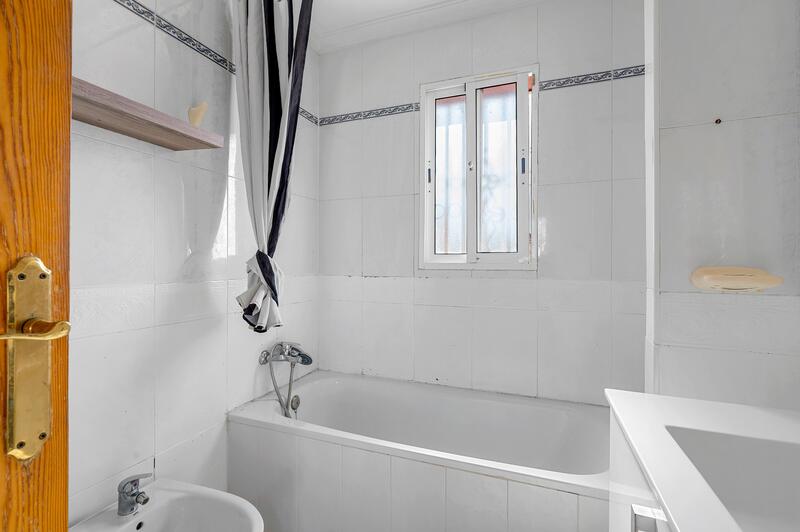 3 soveværelse Byhus til salg 3 soveværelse Byhus til salg