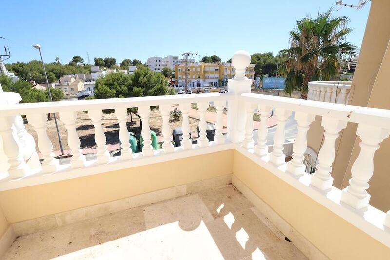 3 bedroom Villa for sale 3 bedroom Villa for sale