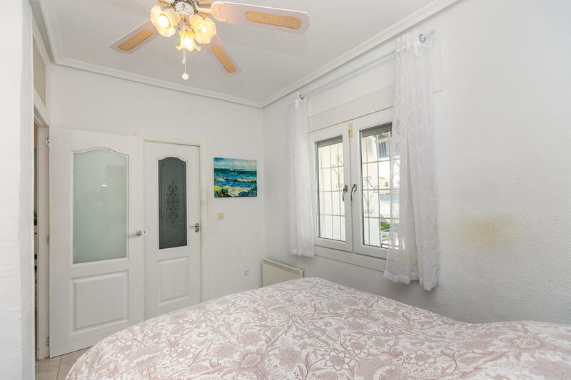 2 bedroom Villa for sale 2 bedroom Villa for sale