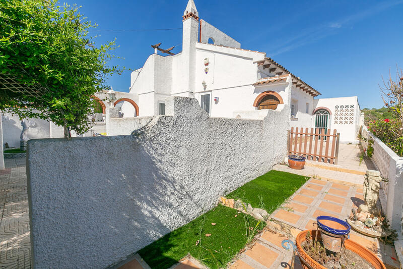 2 bedroom Villa for sale 2 bedroom Villa for sale