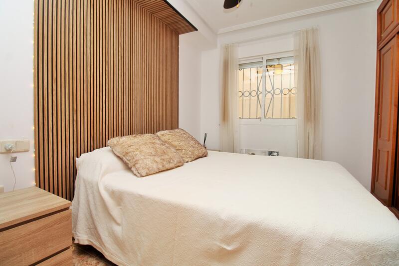 2 slaapkamer Appartement Te koop 2 slaapkamer Appartement Te koop